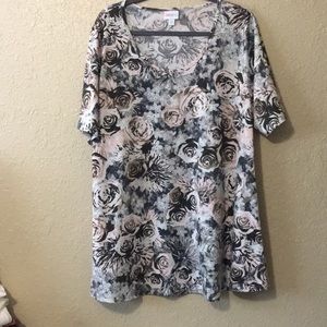 LuLaRoe Perfect T